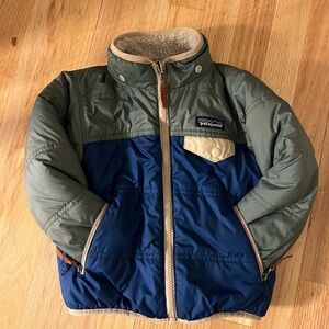 Patagonia Olive Green and Navy Jacket